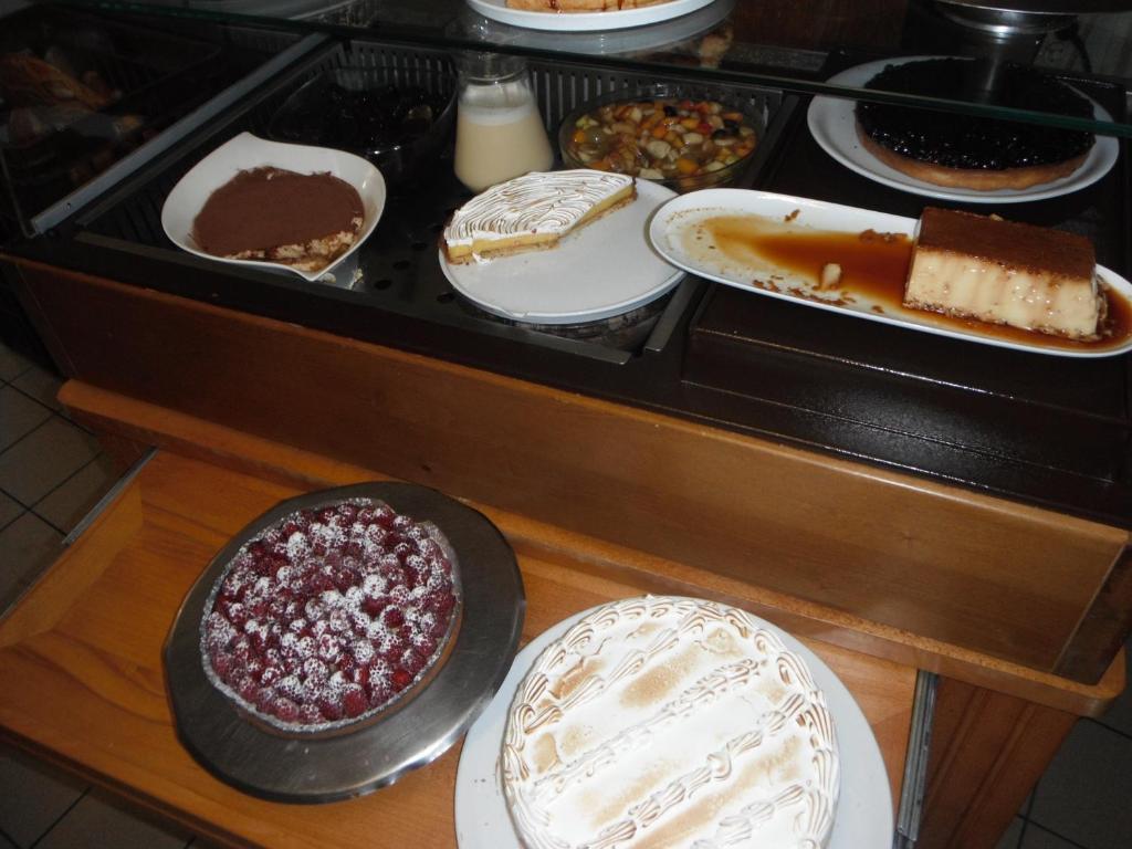 Hotel Restaurant De La Poste Saint-Just-en-Chevalet 외부 사진